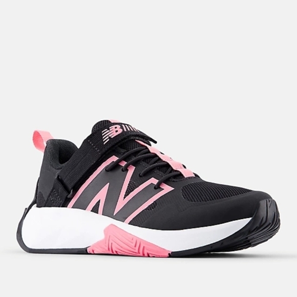 New Balance Other - New Balance Fuel Cell Play With Bungee Sneakers -NEW